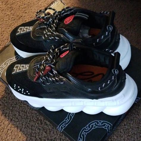 versace chain reaction before